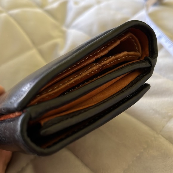 Oroton wallet - Picture 8 of 8